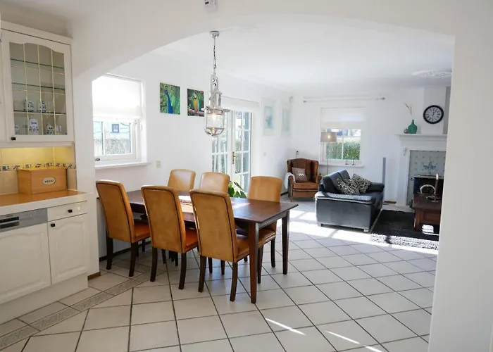 Buitenplaats Villa *